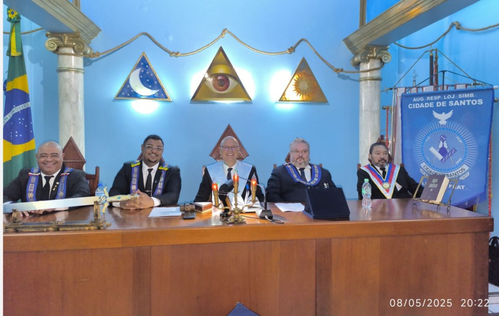 Sessão Magna Pública em Homenagem ao Dia das Mães na Loja Cidade de Santos nº4452