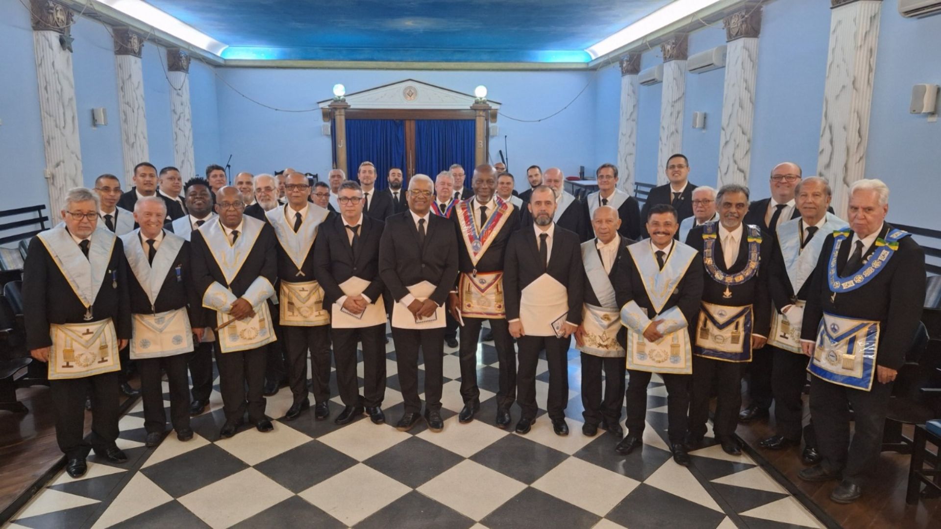 Loja Antonio dos Santos Costa nº 3012, Oriente de Santos, realiza Sessão Magna de Iniciação
